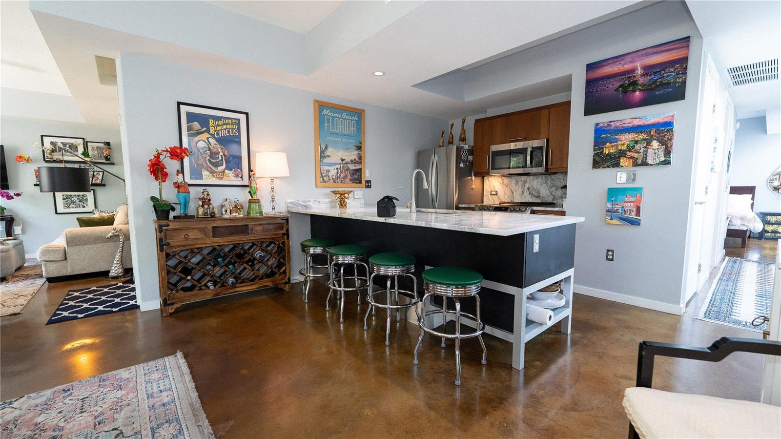 Image 11 of 30 For 1350 Main Street 200