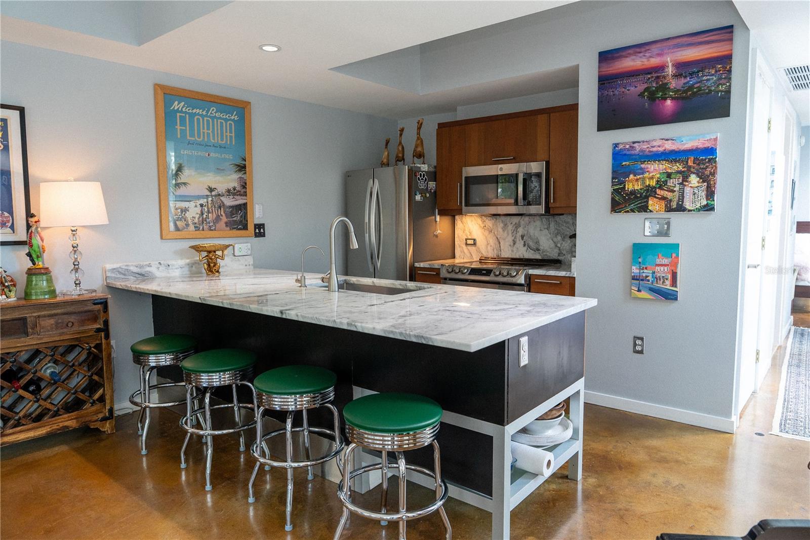 Image 12 of 30 For 1350 Main Street 200