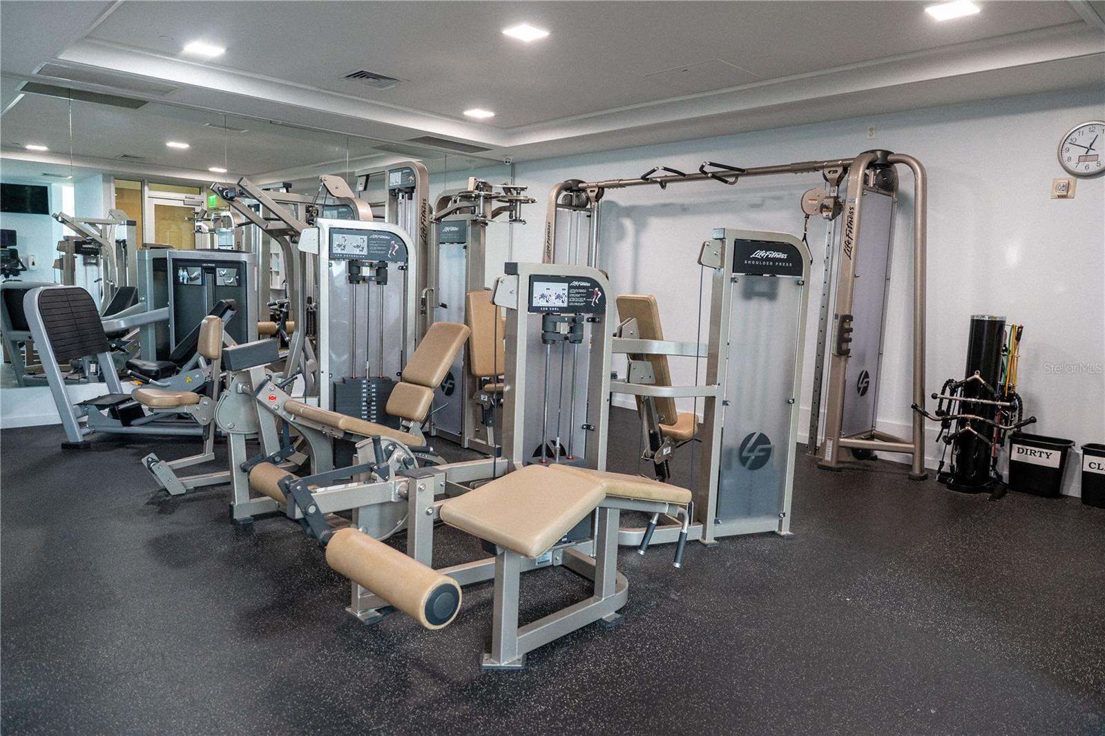 Image 27 of 30 For 1350 Main Street 200