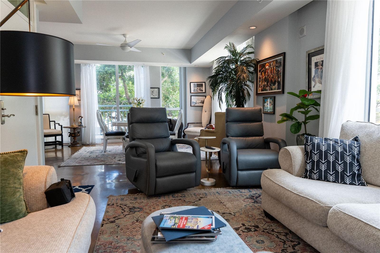 Image 4 of 30 For 1350 Main Street 200