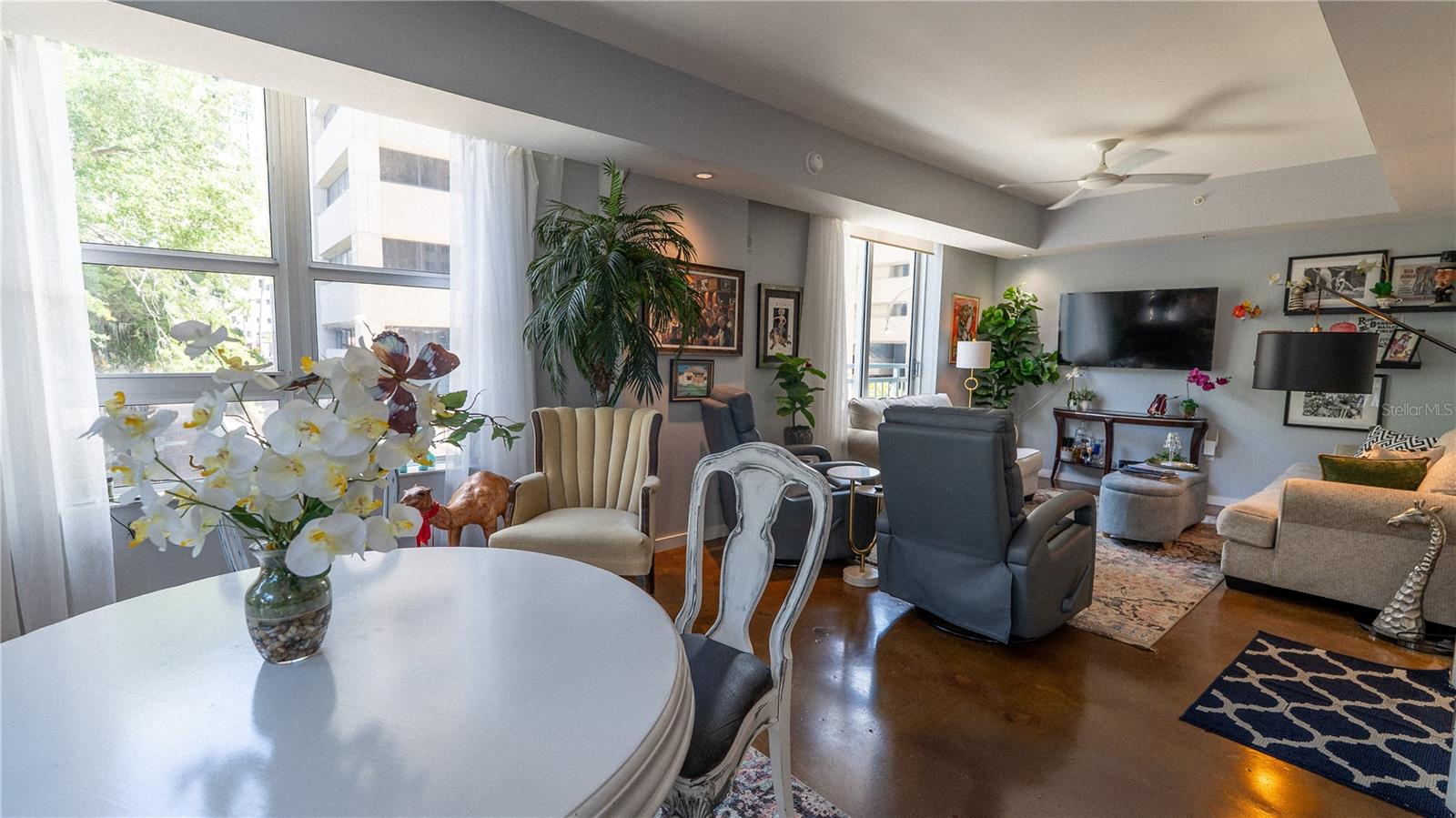 Image 7 of 30 For 1350 Main Street 200