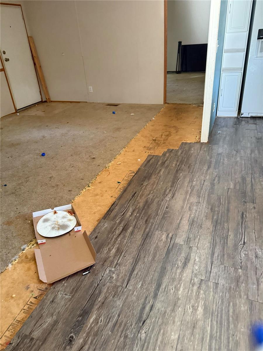 Image 11 of 17 For 8049 Blountstown Highway