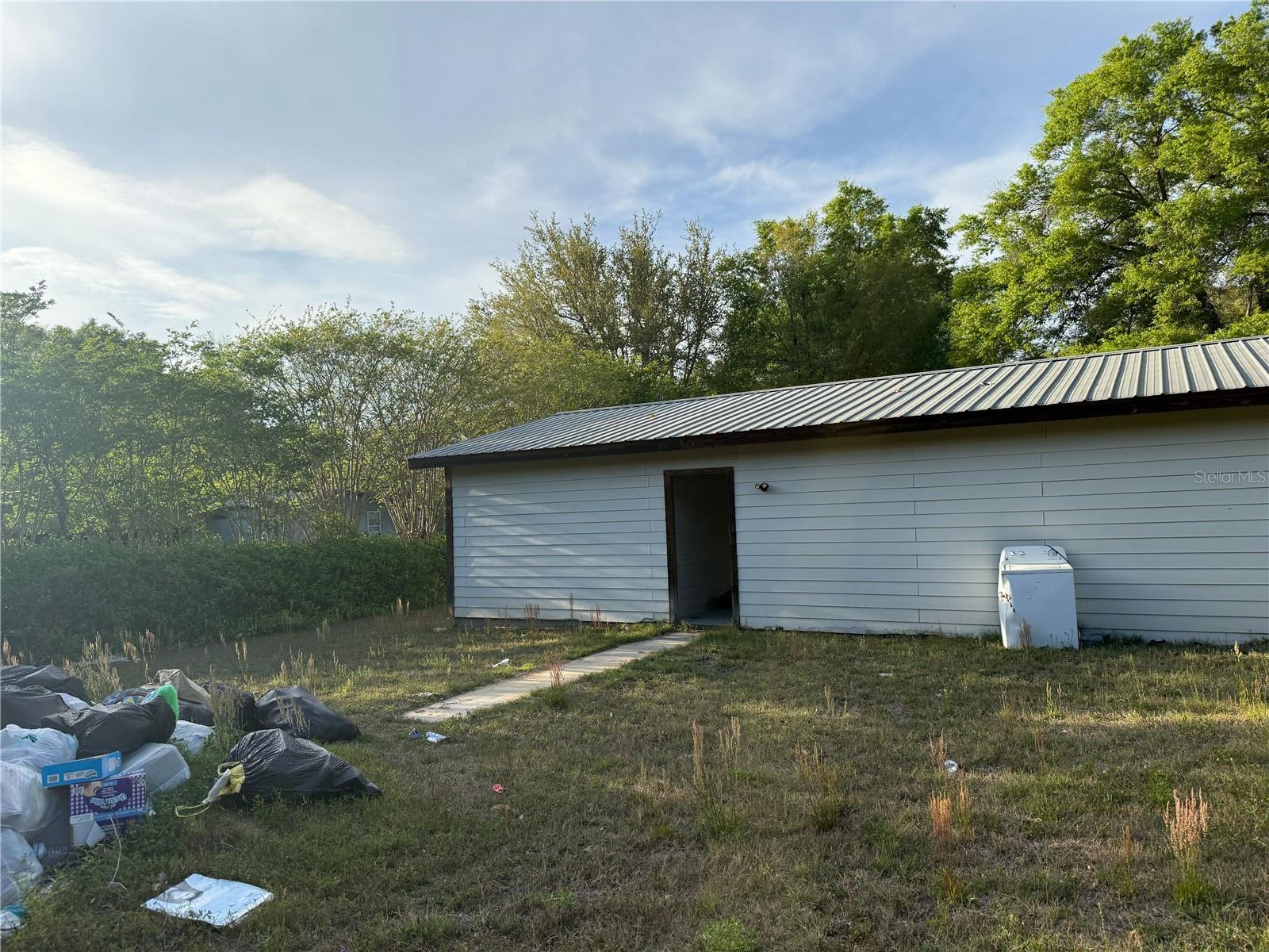 Image 16 of 17 For 8049 Blountstown Highway