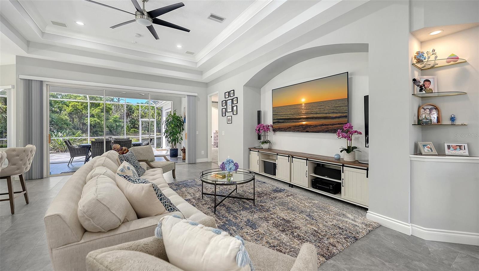 Image 10 of 21 For 9000 Willow Brook Drive