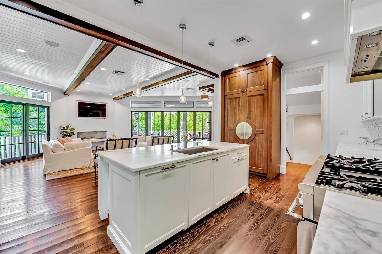 Image 14 of 61 For 103 Park Avenue