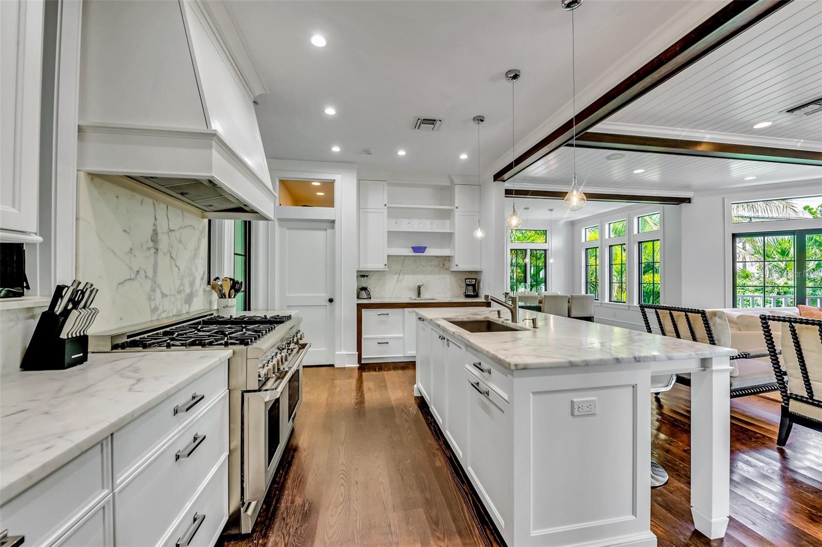 Image 15 of 61 For 103 Park Avenue