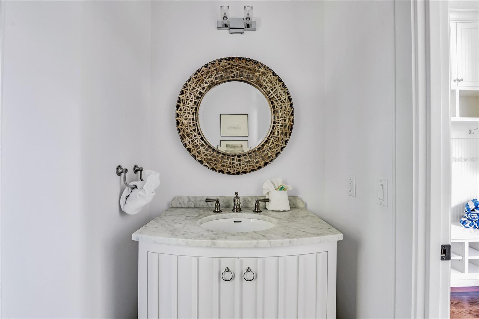 Image 33 of 61 For 103 Park Avenue