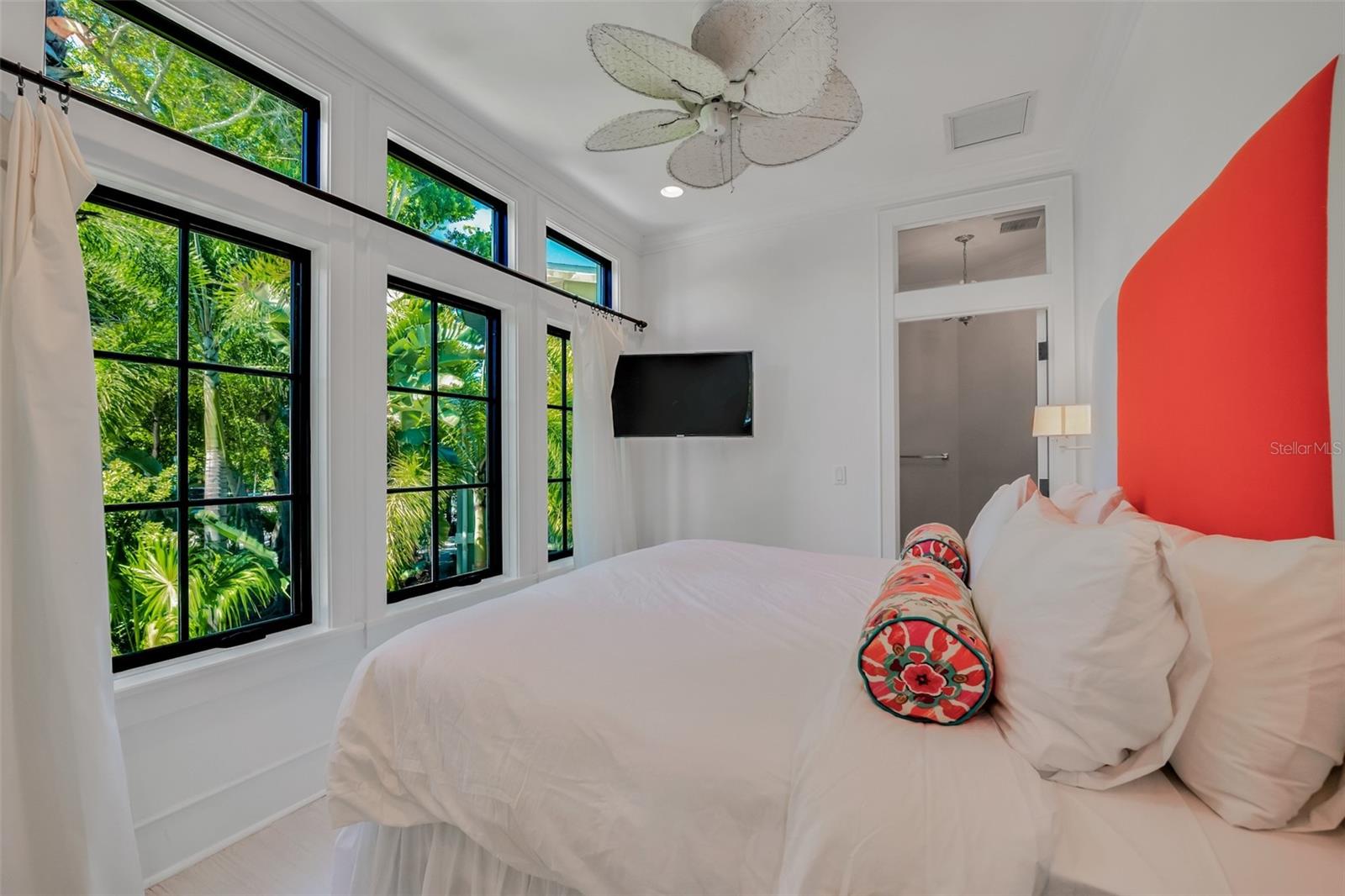 Image 38 of 61 For 103 Park Avenue