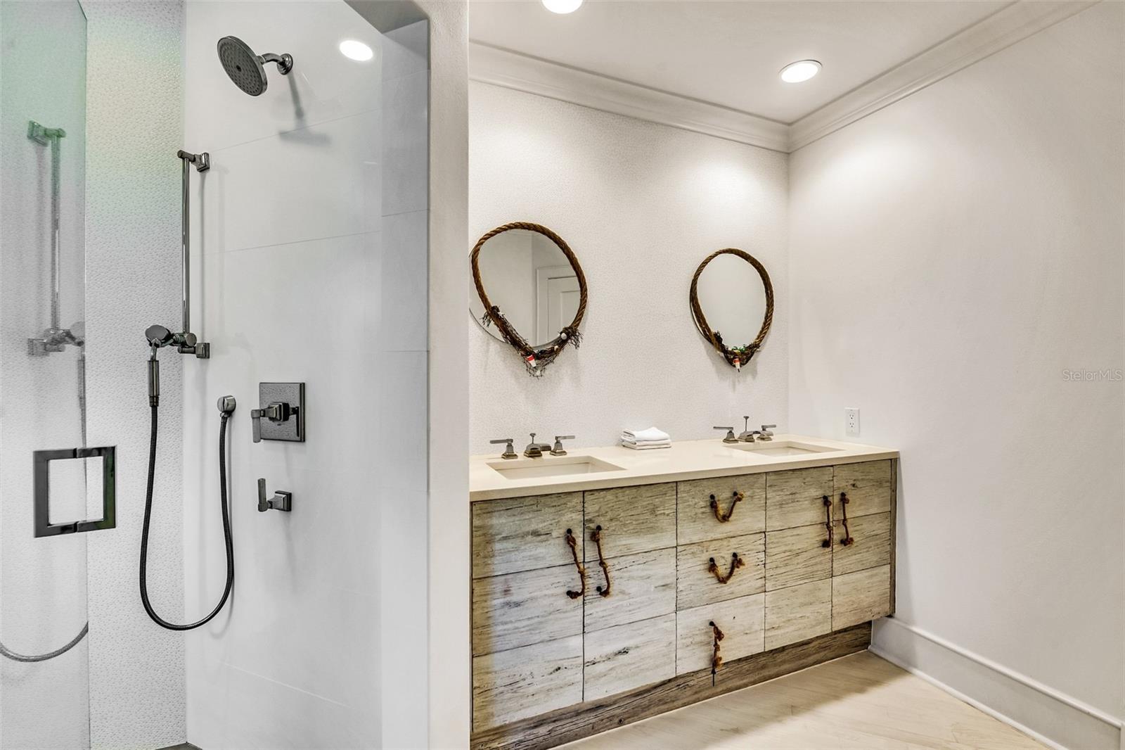 Image 41 of 61 For 103 Park Avenue