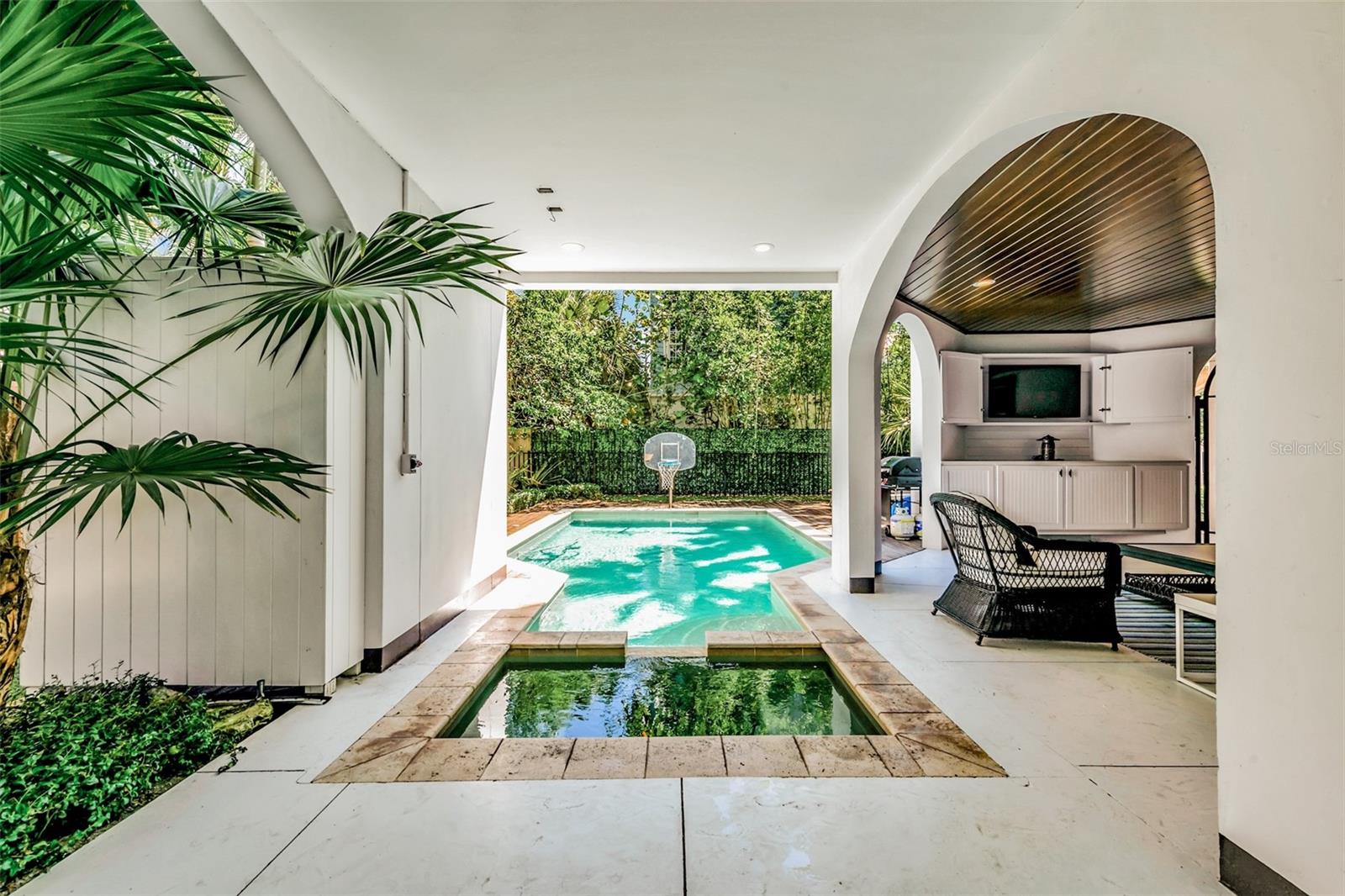 Image 49 of 61 For 103 Park Avenue