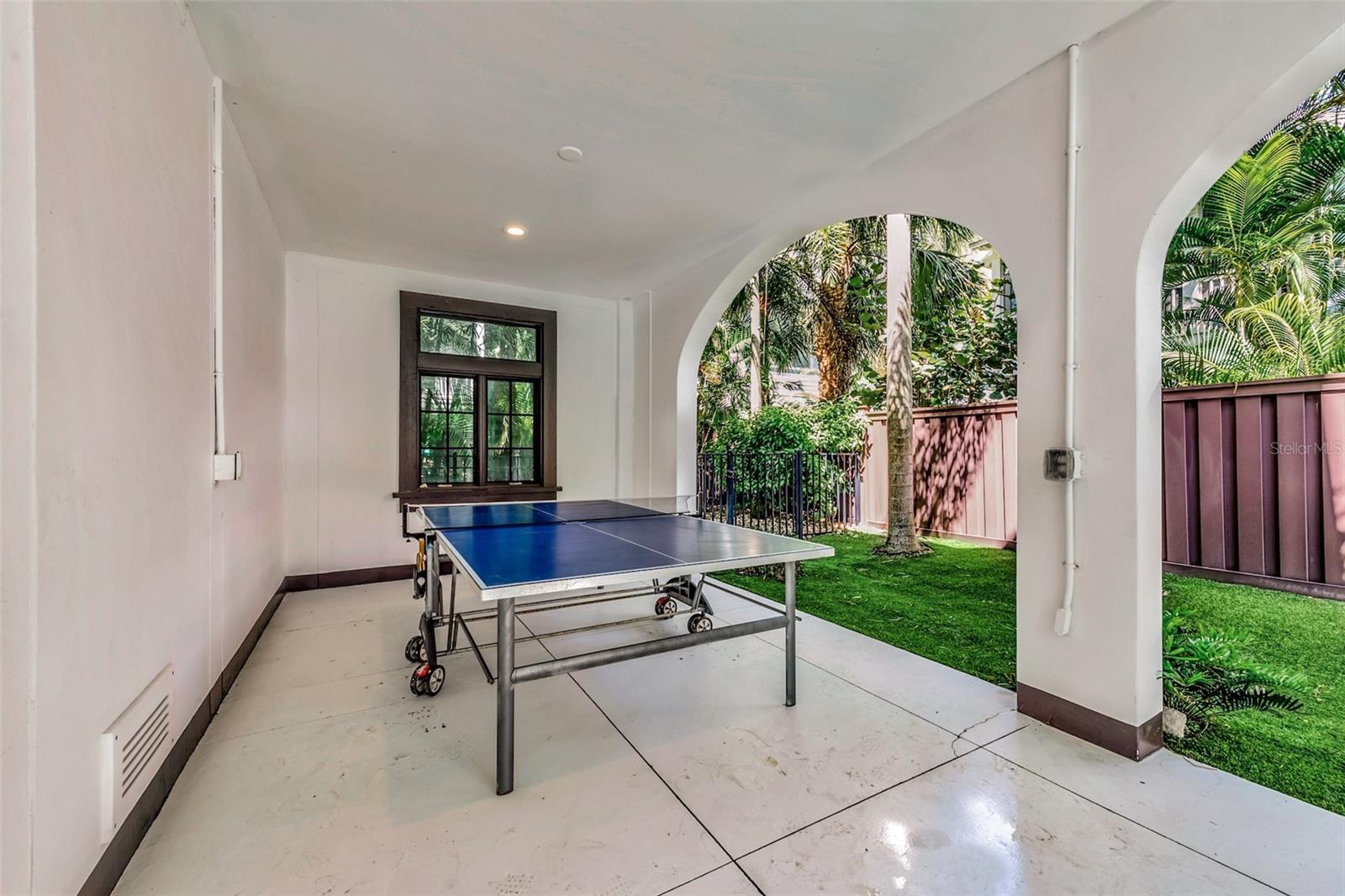 Image 50 of 61 For 103 Park Avenue