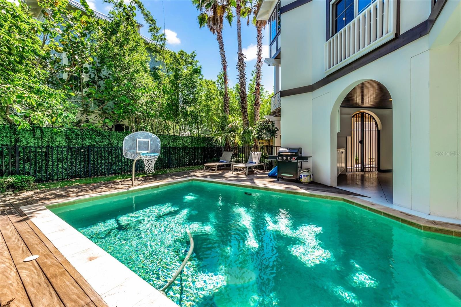 Image 52 of 61 For 103 Park Avenue