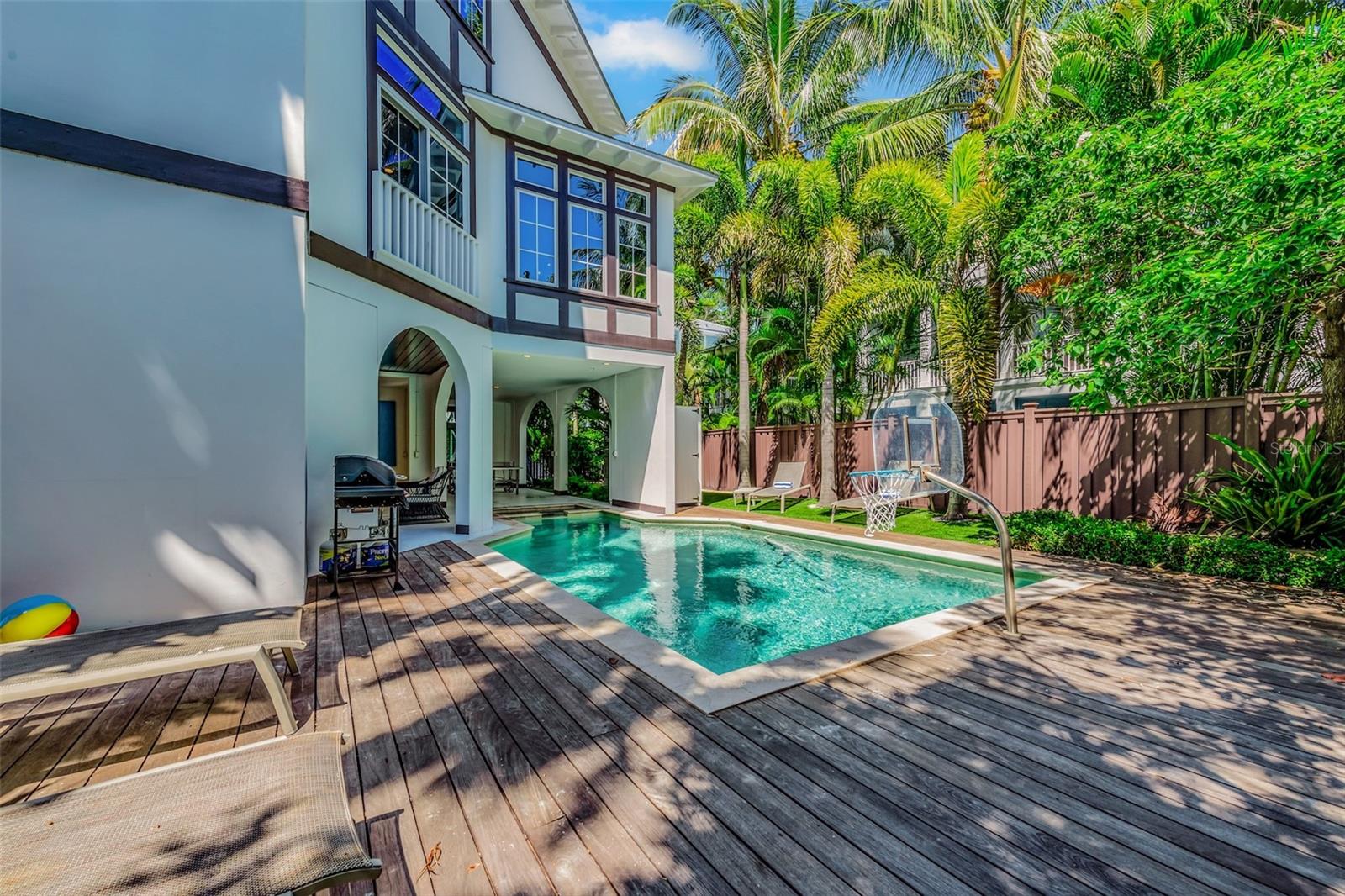 Image 53 of 61 For 103 Park Avenue