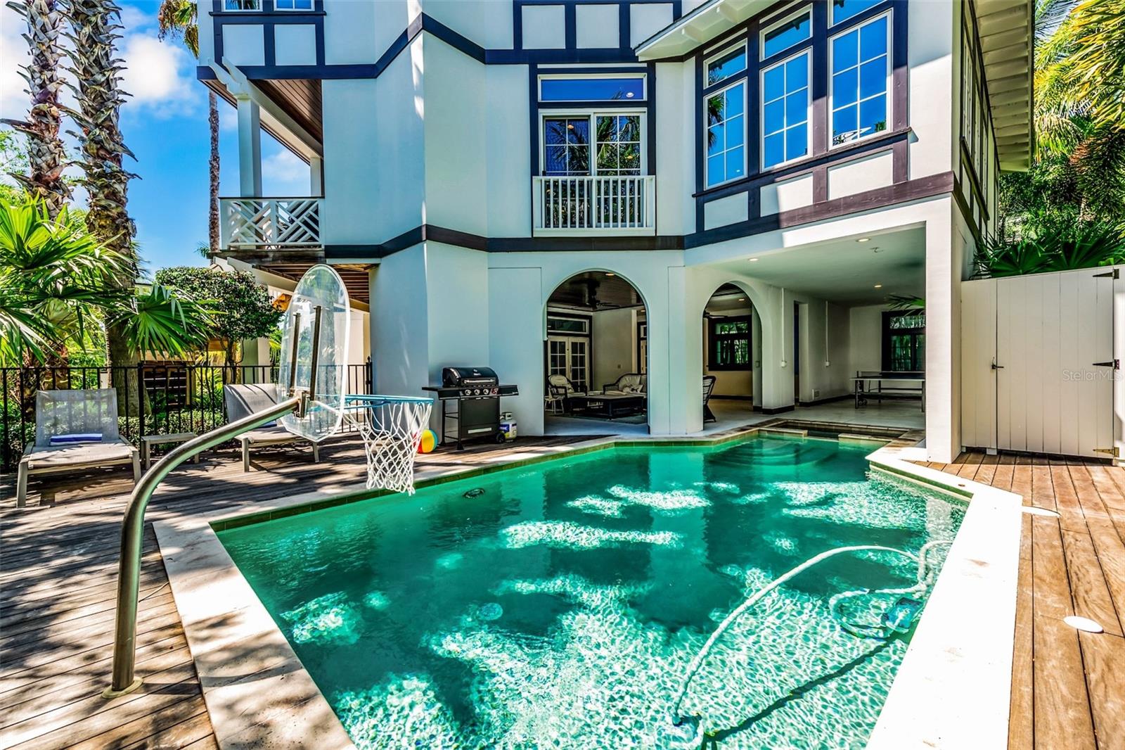 Image 54 of 61 For 103 Park Avenue