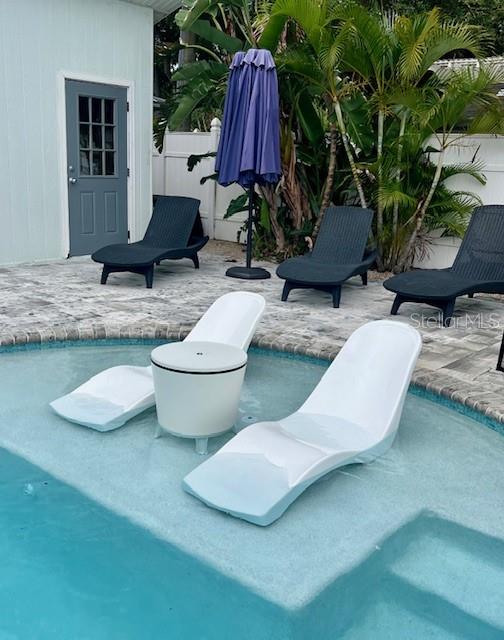 Image 15 of 52 For 2084 Grove Street B