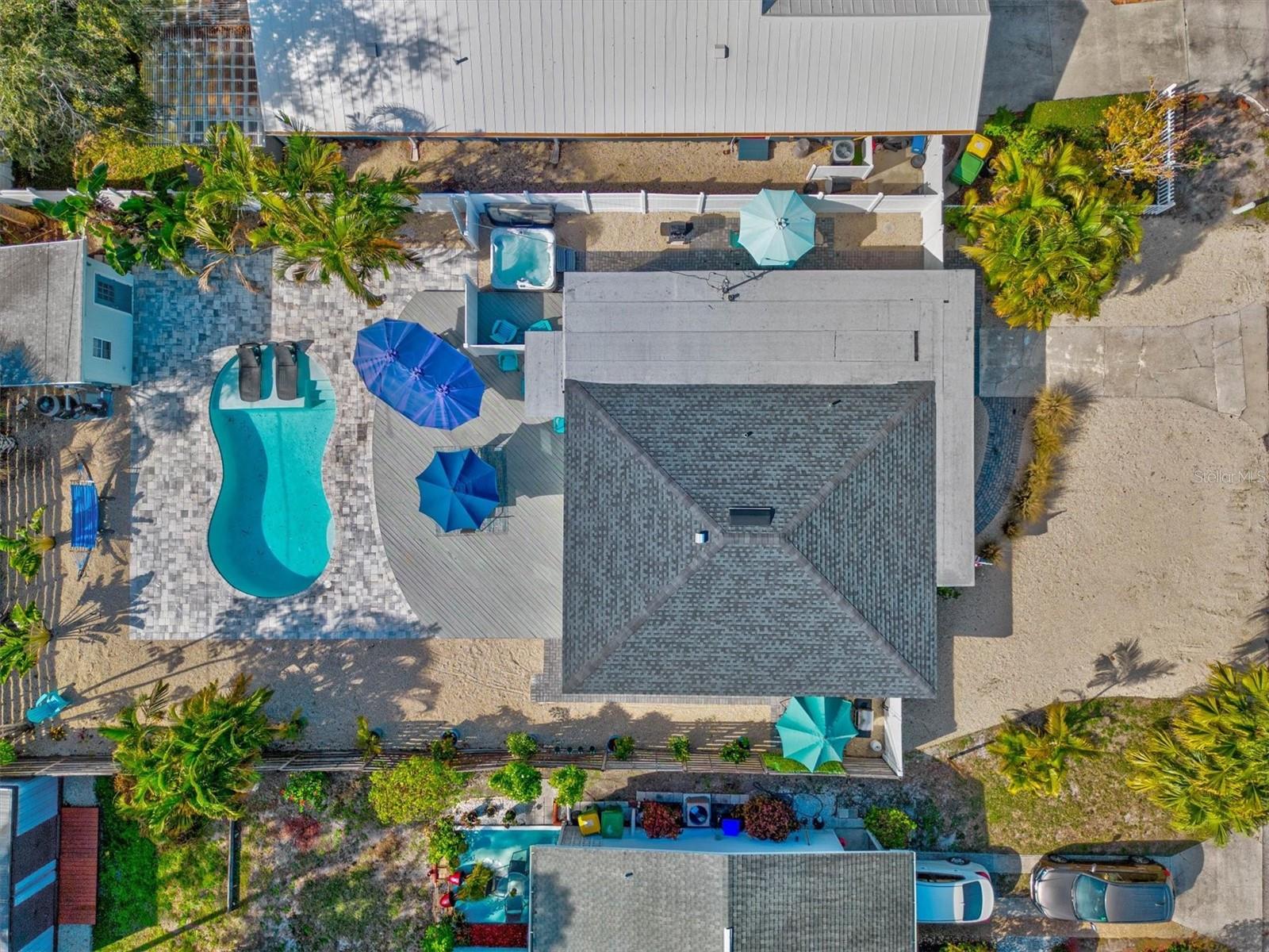 Image 22 of 52 For 2084 Grove Street B