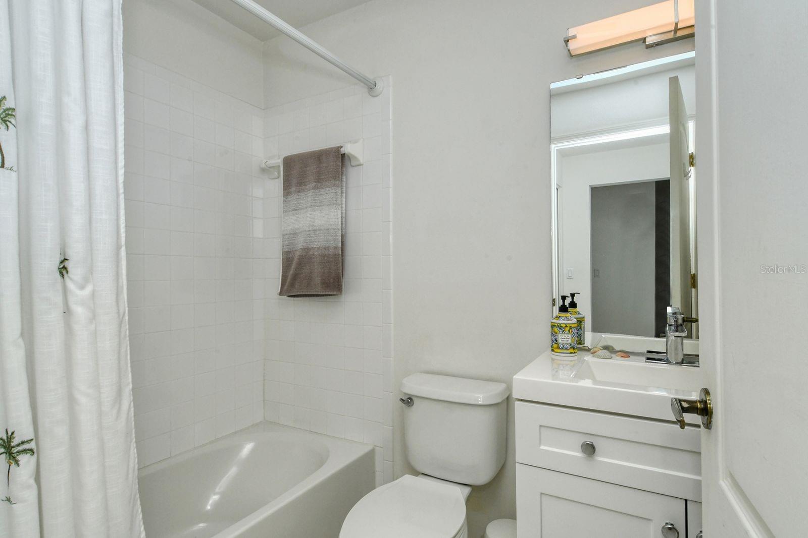 Image 19 of 24 For 9489 Millbank Drive 2625