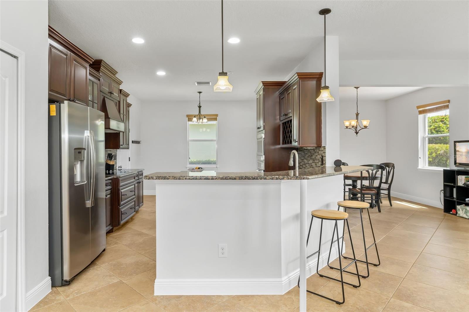 Image 11 of 71 For 5347 Mang Place