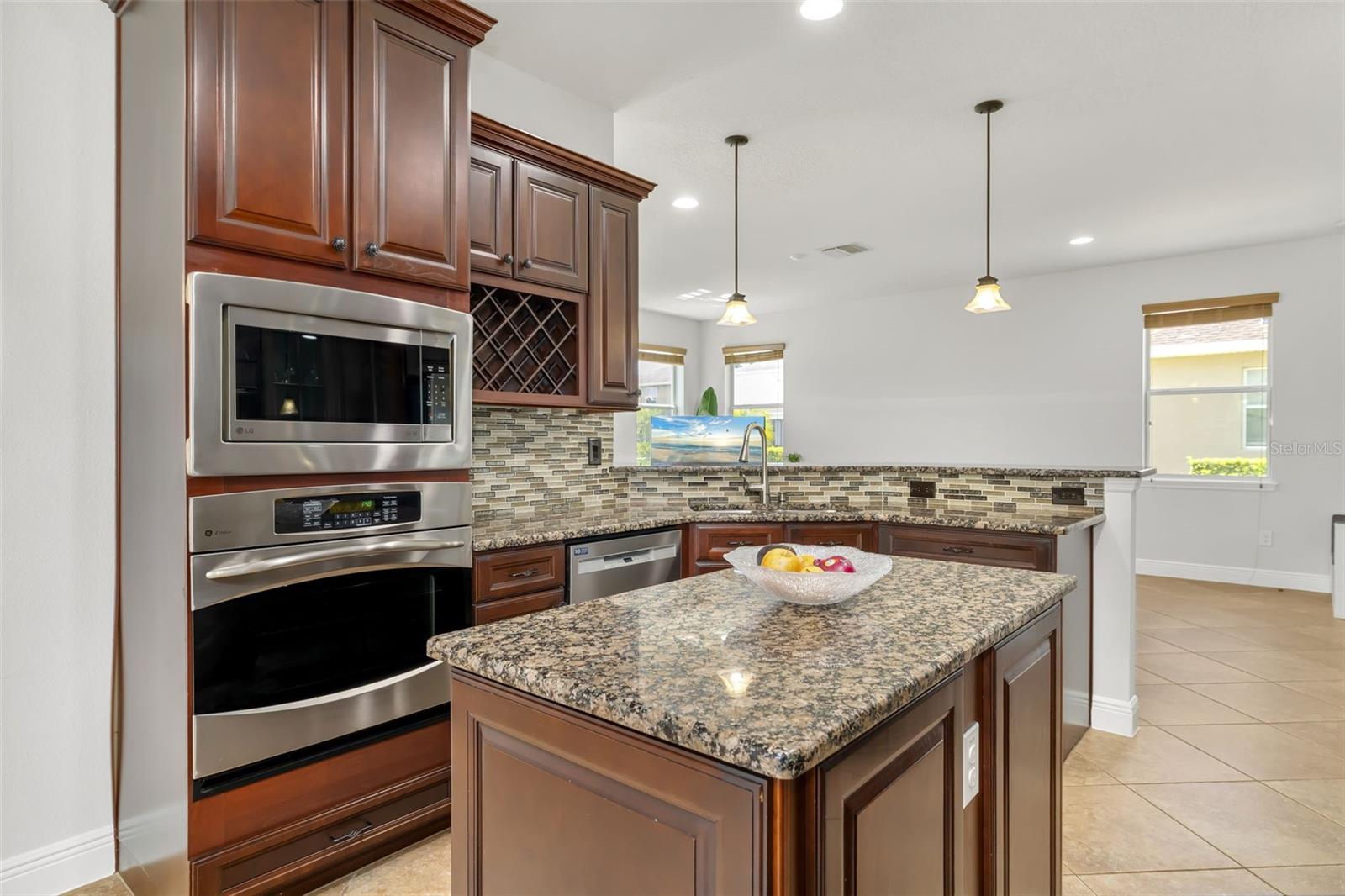 Image 13 of 71 For 5347 Mang Place