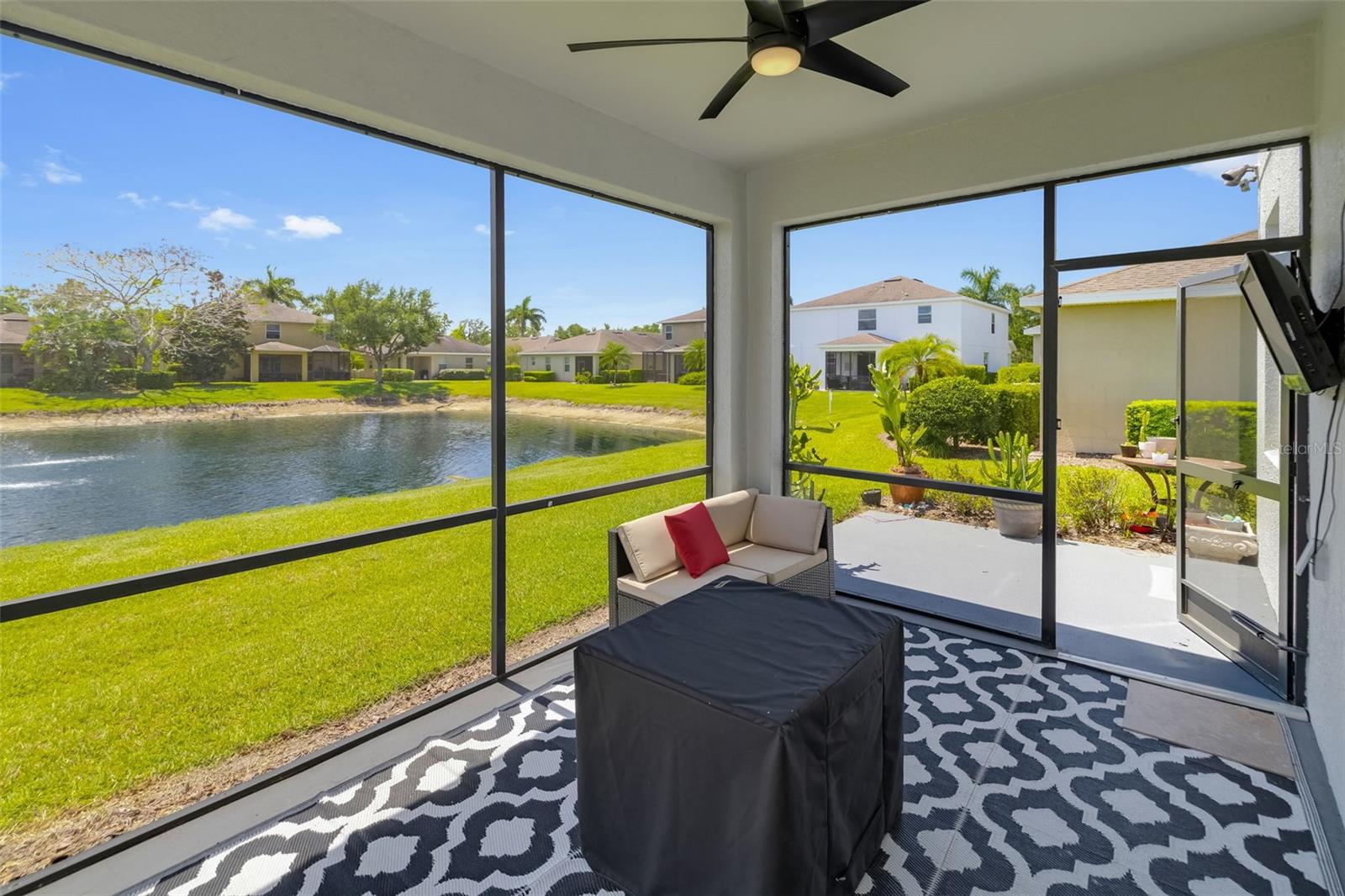 Image 24 of 71 For 5347 Mang Place