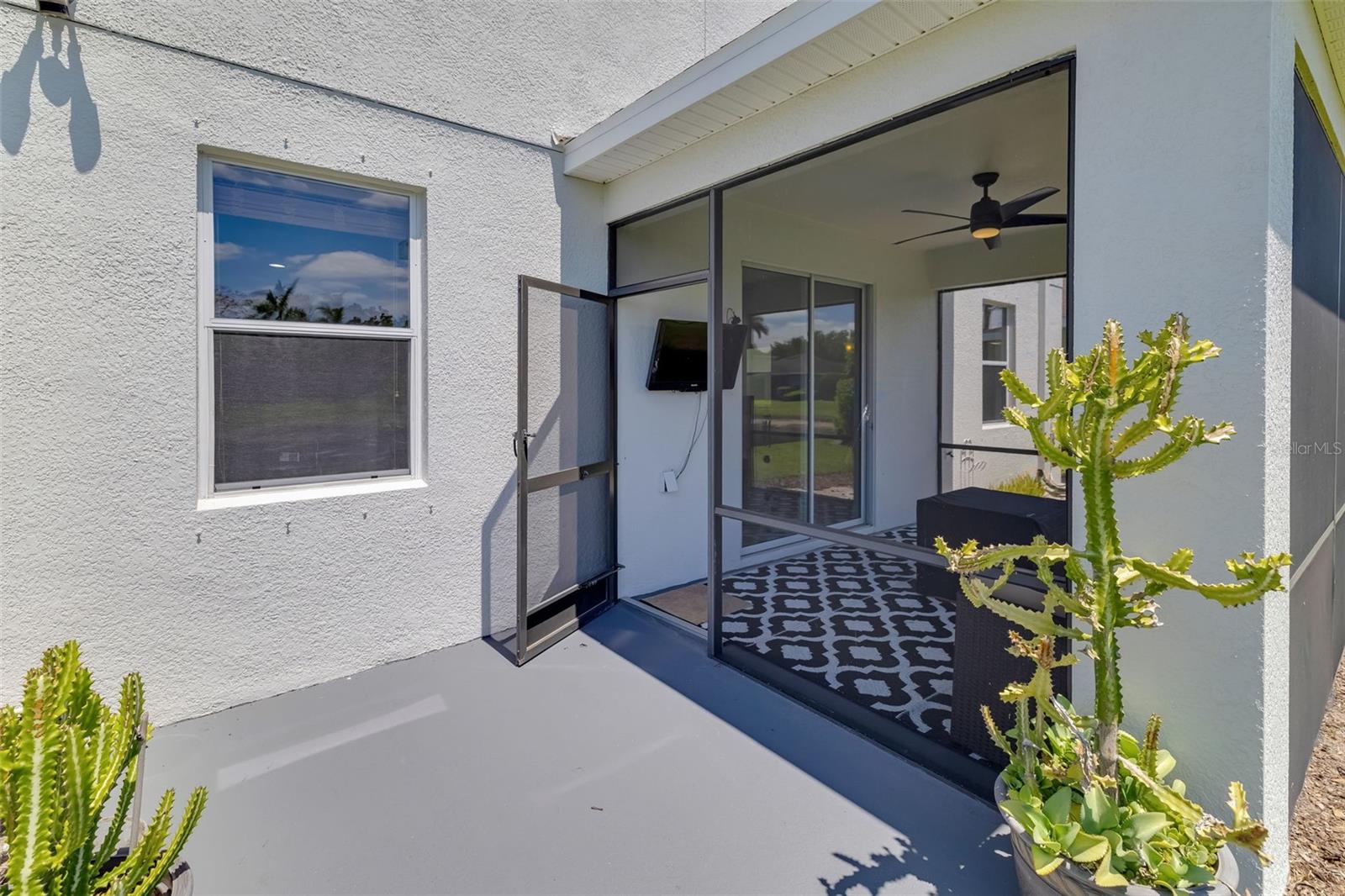 Image 25 of 71 For 5347 Mang Place