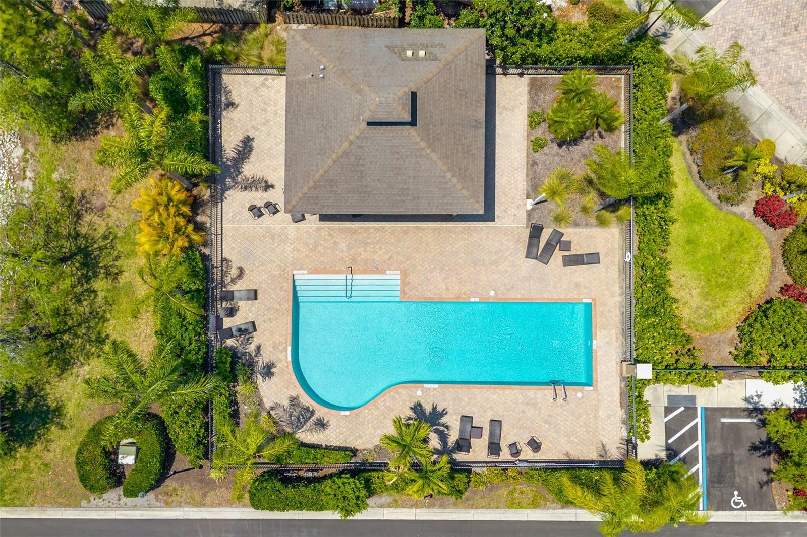 Image 53 of 71 For 5347 Mang Place