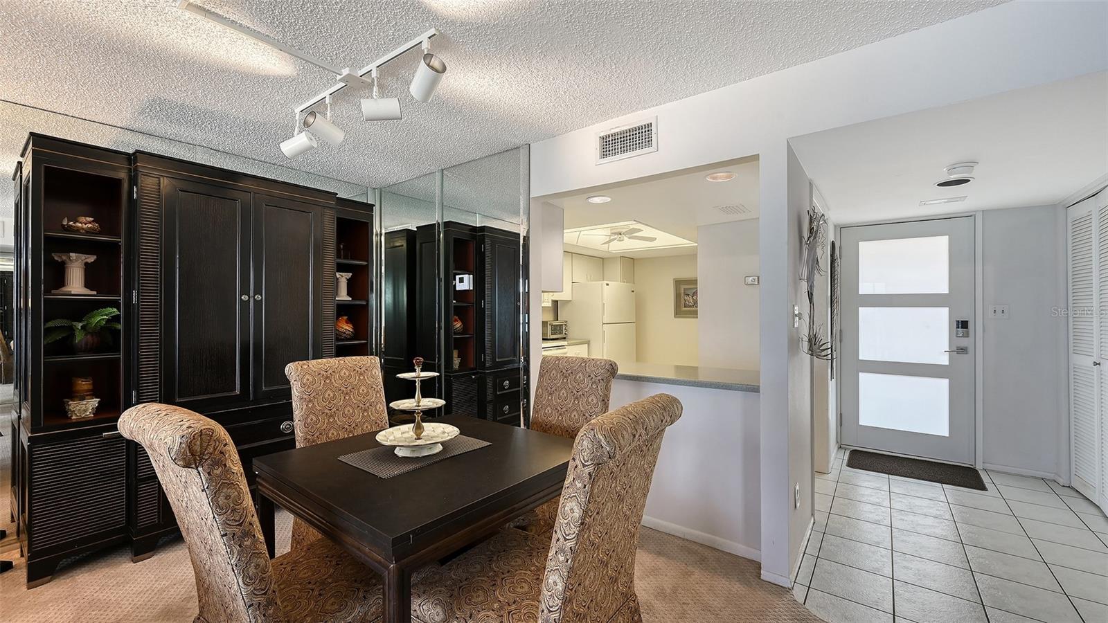 Image 13 of 58 For 2045 Gulf Of Mexico Drive M1-511