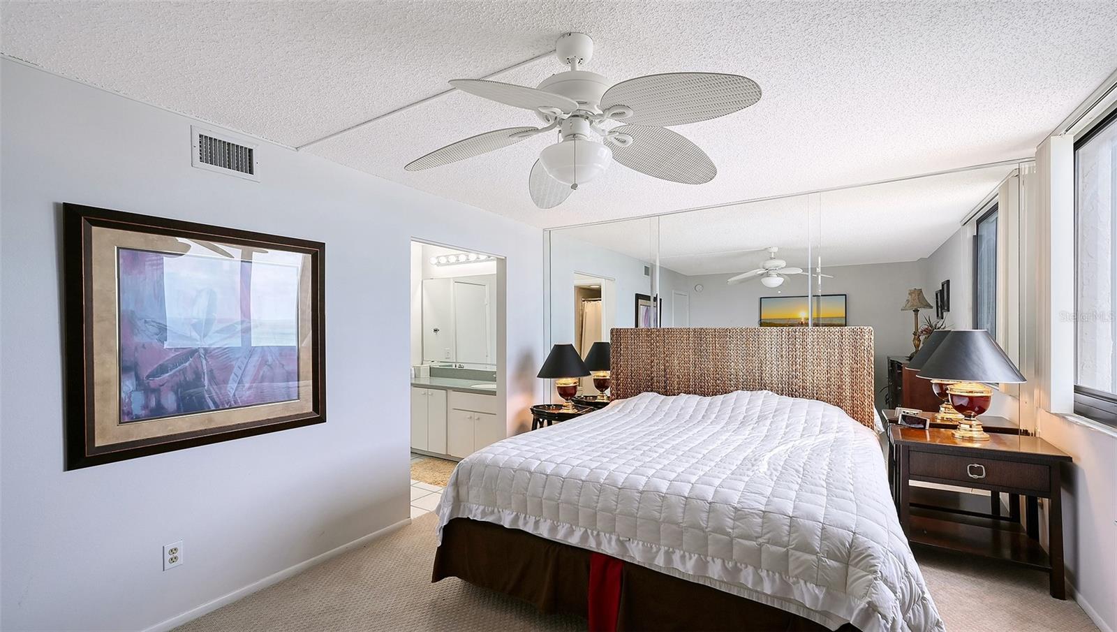 Image 18 of 58 For 2045 Gulf Of Mexico Drive M1-511