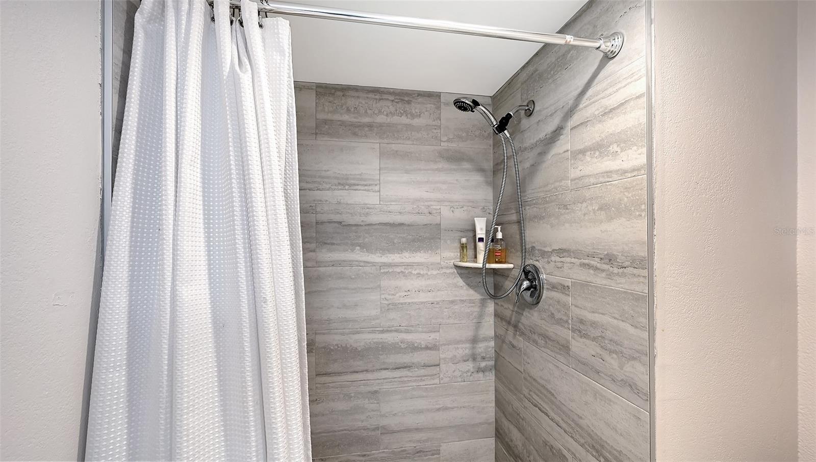 Image 21 of 58 For 2045 Gulf Of Mexico Drive M1-511