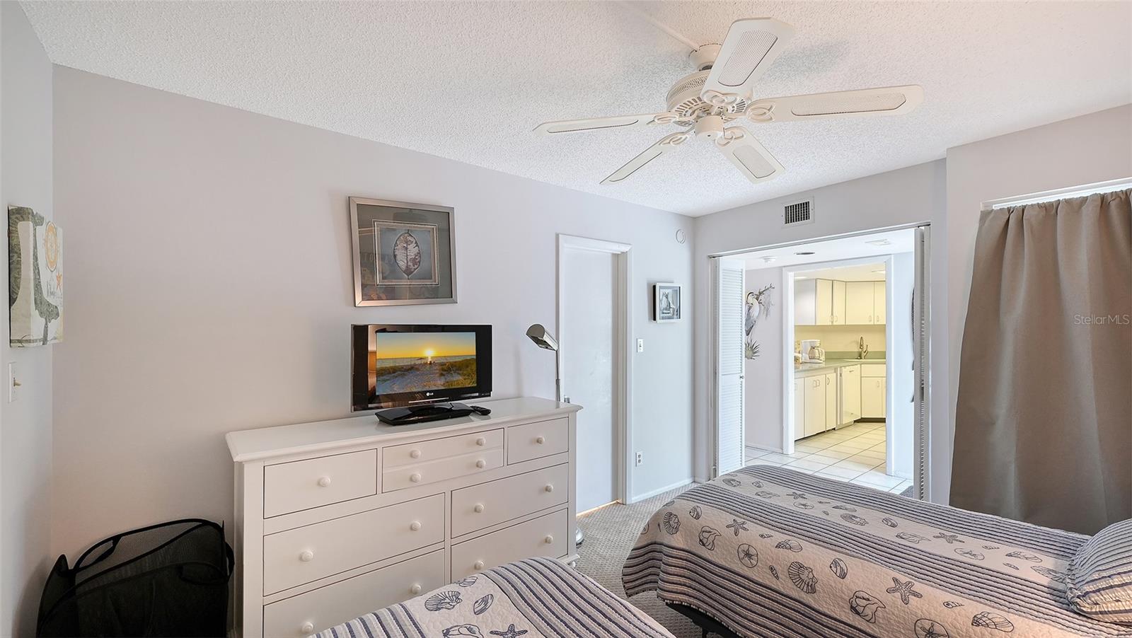 Image 23 of 58 For 2045 Gulf Of Mexico Drive M1-511