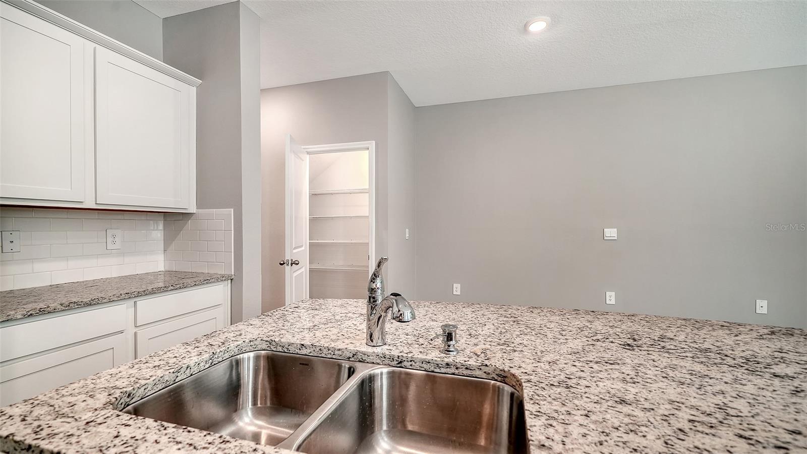 Image 10 of 66 For 6560 Calypso Coral Lane