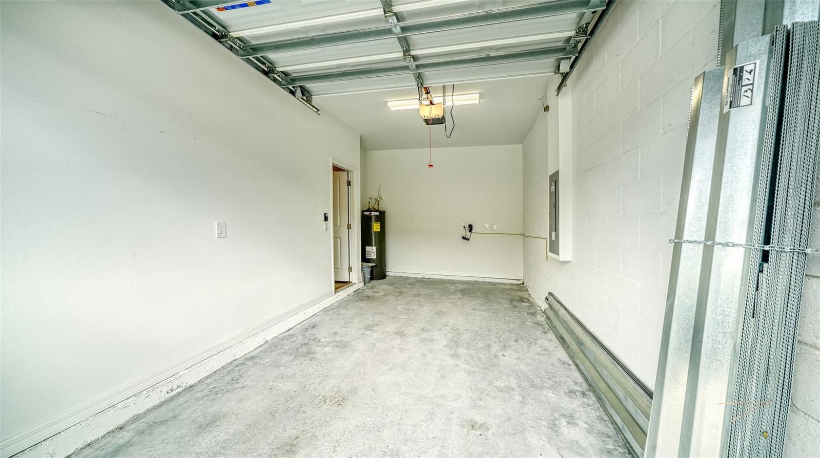 Image 40 of 66 For 6560 Calypso Coral Lane