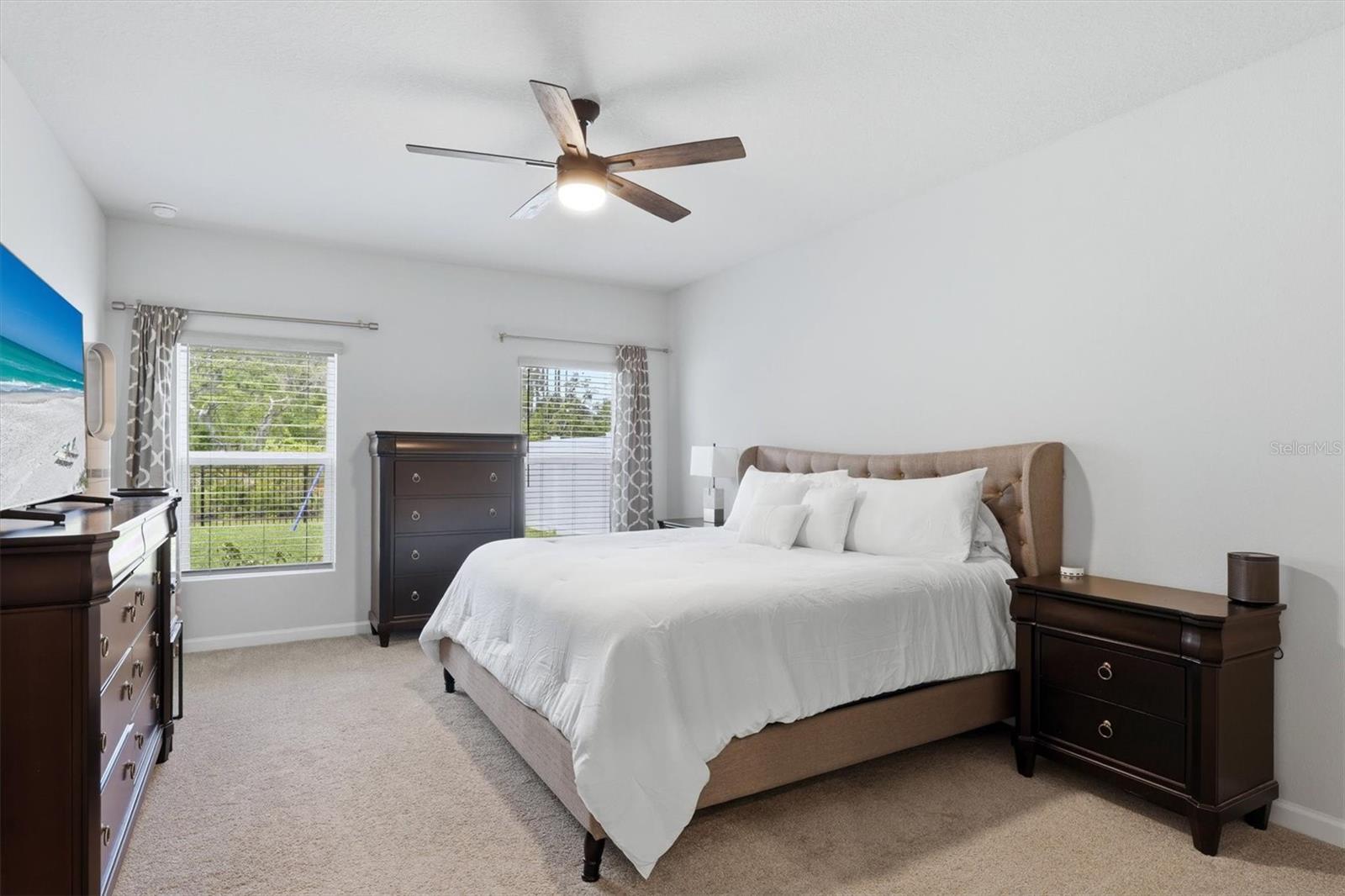 Image 16 of 34 For 806 170th Court E