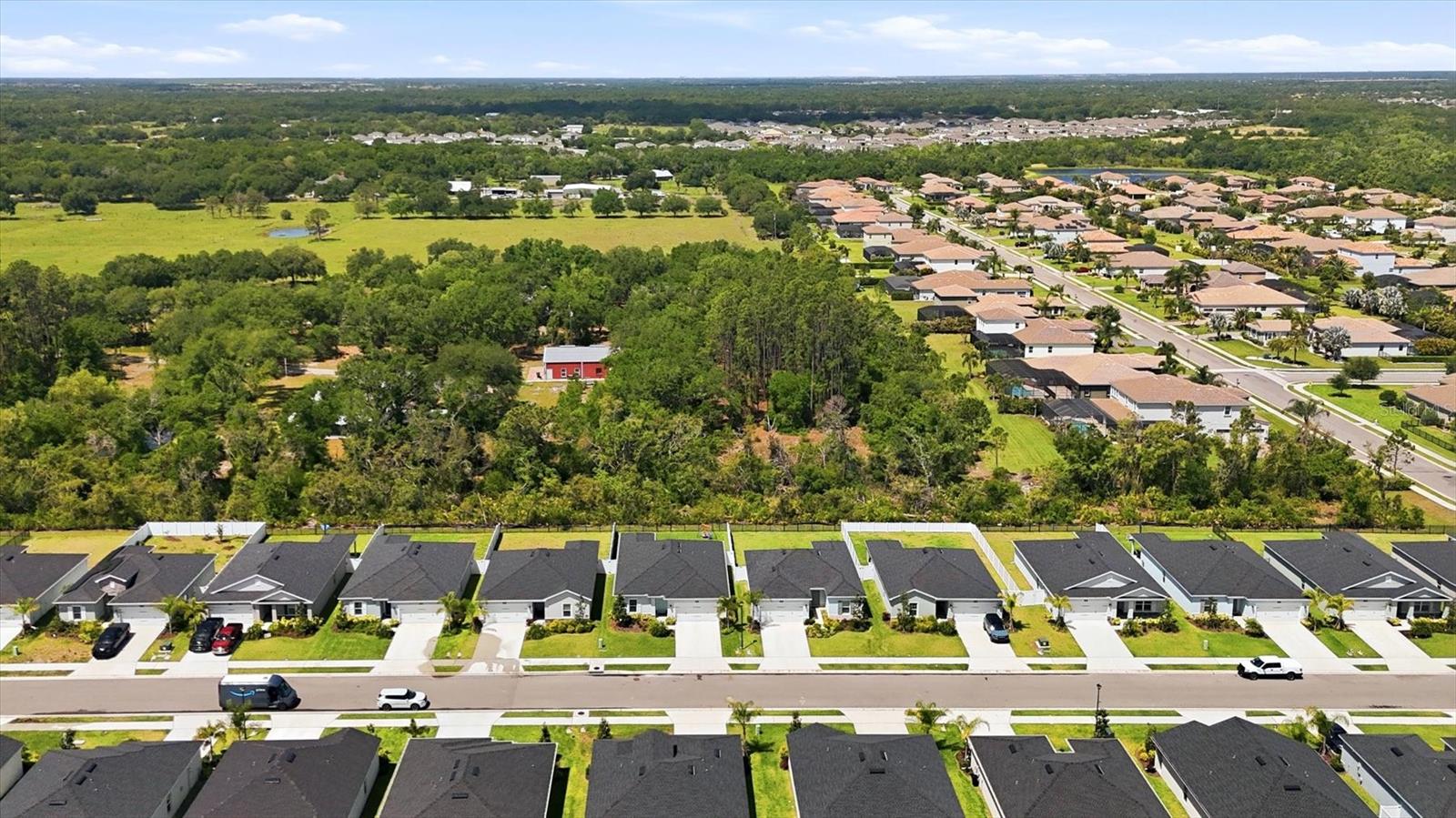 Image 4 of 34 For 806 170th Court E