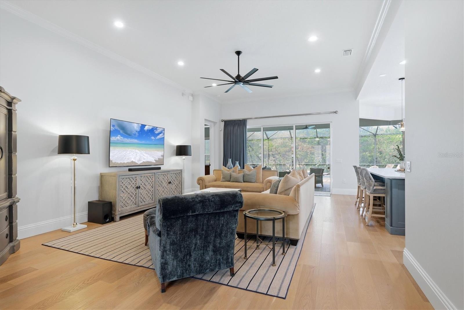 Image 17 of 53 For 12323 Thornhill Court