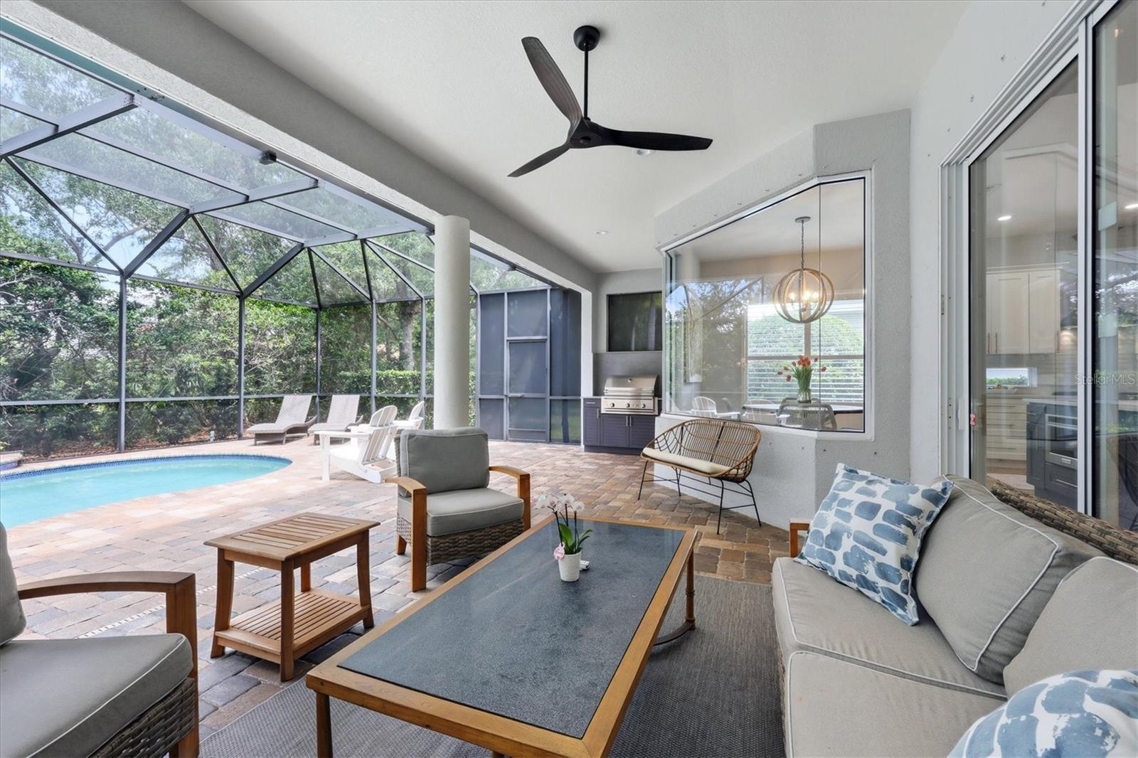 Image 37 of 53 For 12323 Thornhill Court