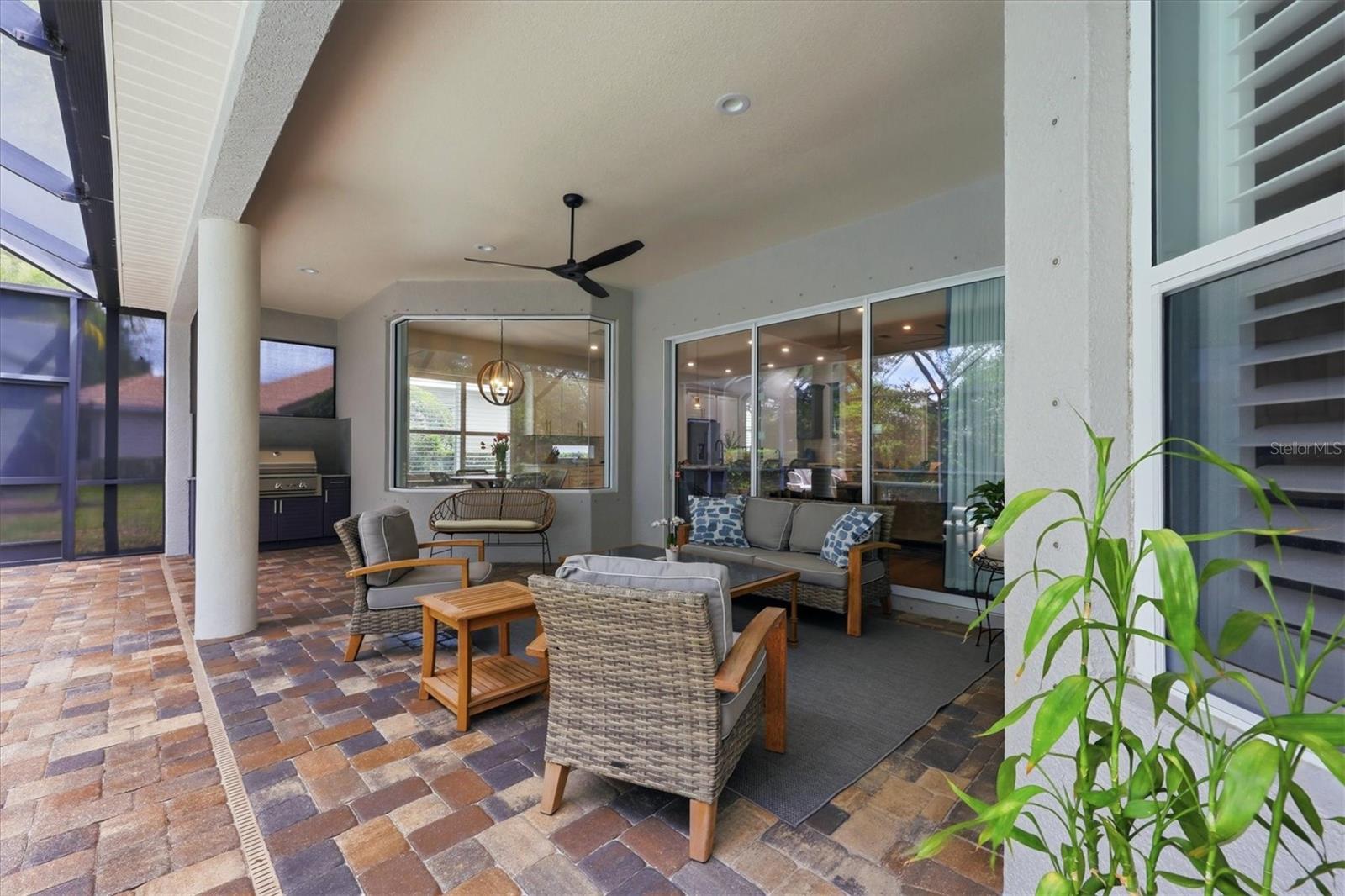 Image 38 of 53 For 12323 Thornhill Court