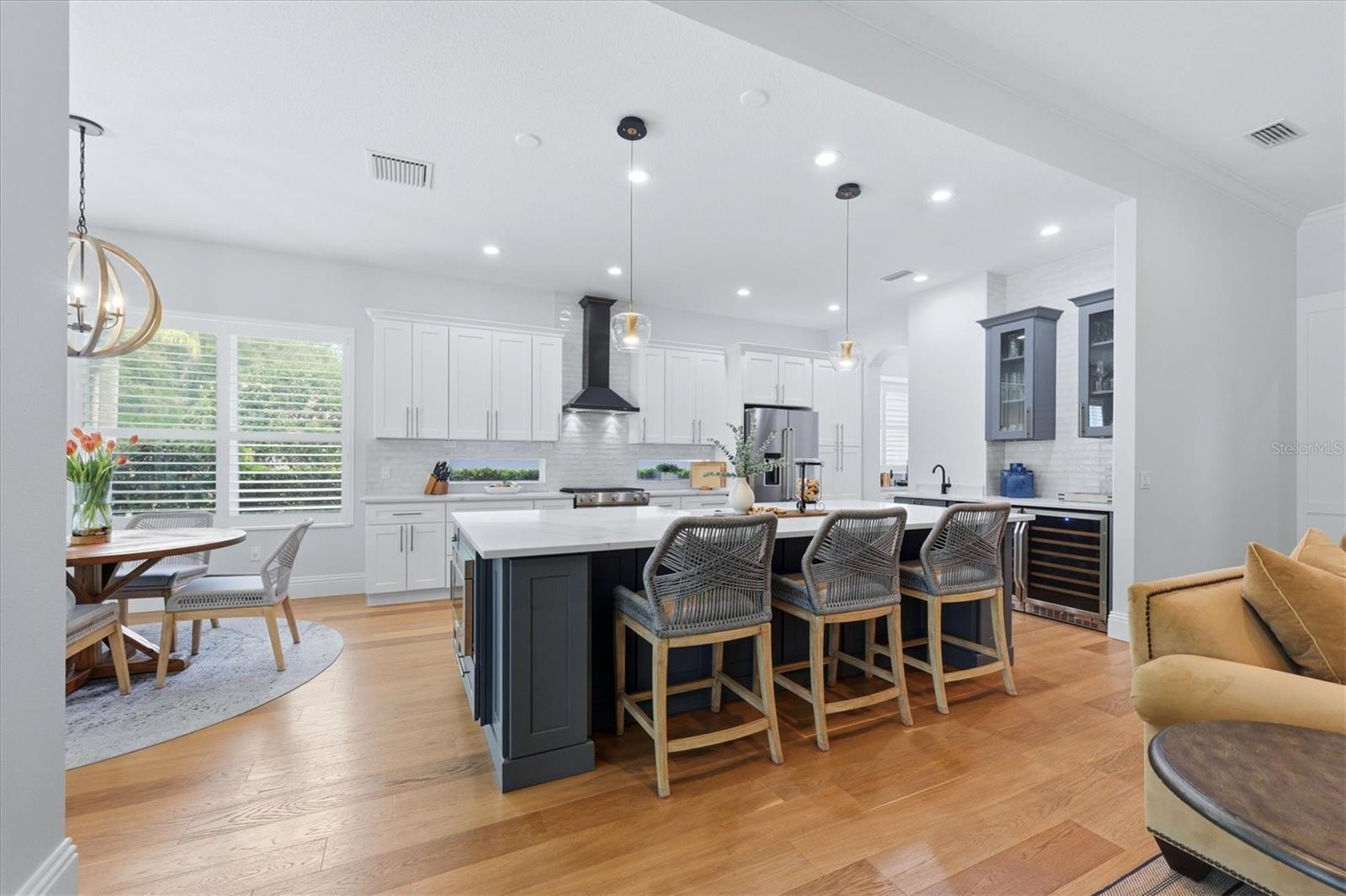 Image 9 of 53 For 12323 Thornhill Court