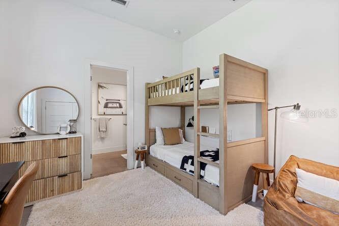 Listing photo id 21 for 4650 10th Street