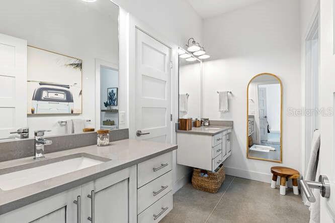 Listing photo id 24 for 4650 10th Street