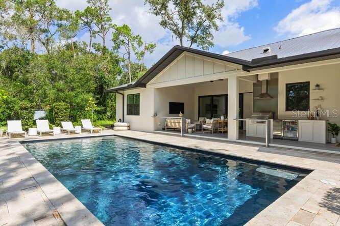 Listing photo id 28 for 4650 10th Street