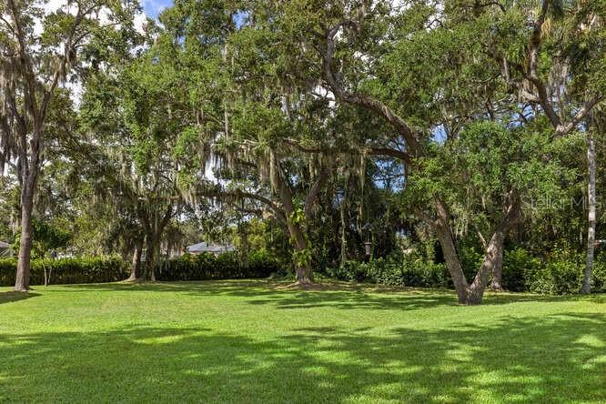 Listing photo id 29 for 4650 10th Street