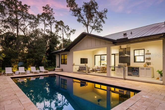 Listing photo id 41 for 4650 10th Street