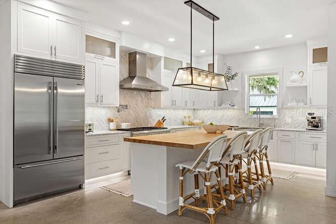 Listing photo id 6 for 4650 10th Street