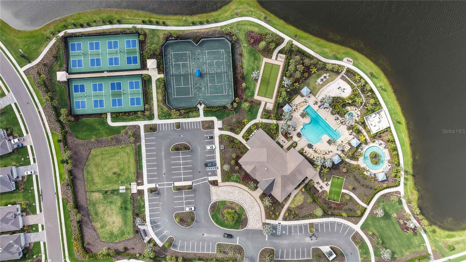 Image 37 of 82 For 17817 Pastureland Avenue