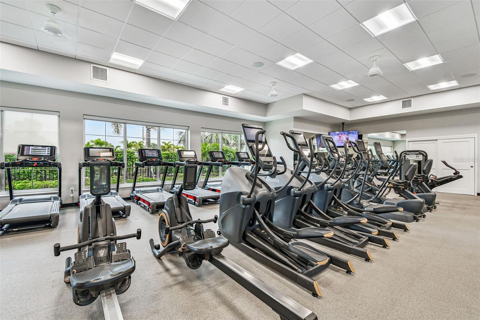 Image 63 of 82 For 17817 Pastureland Avenue