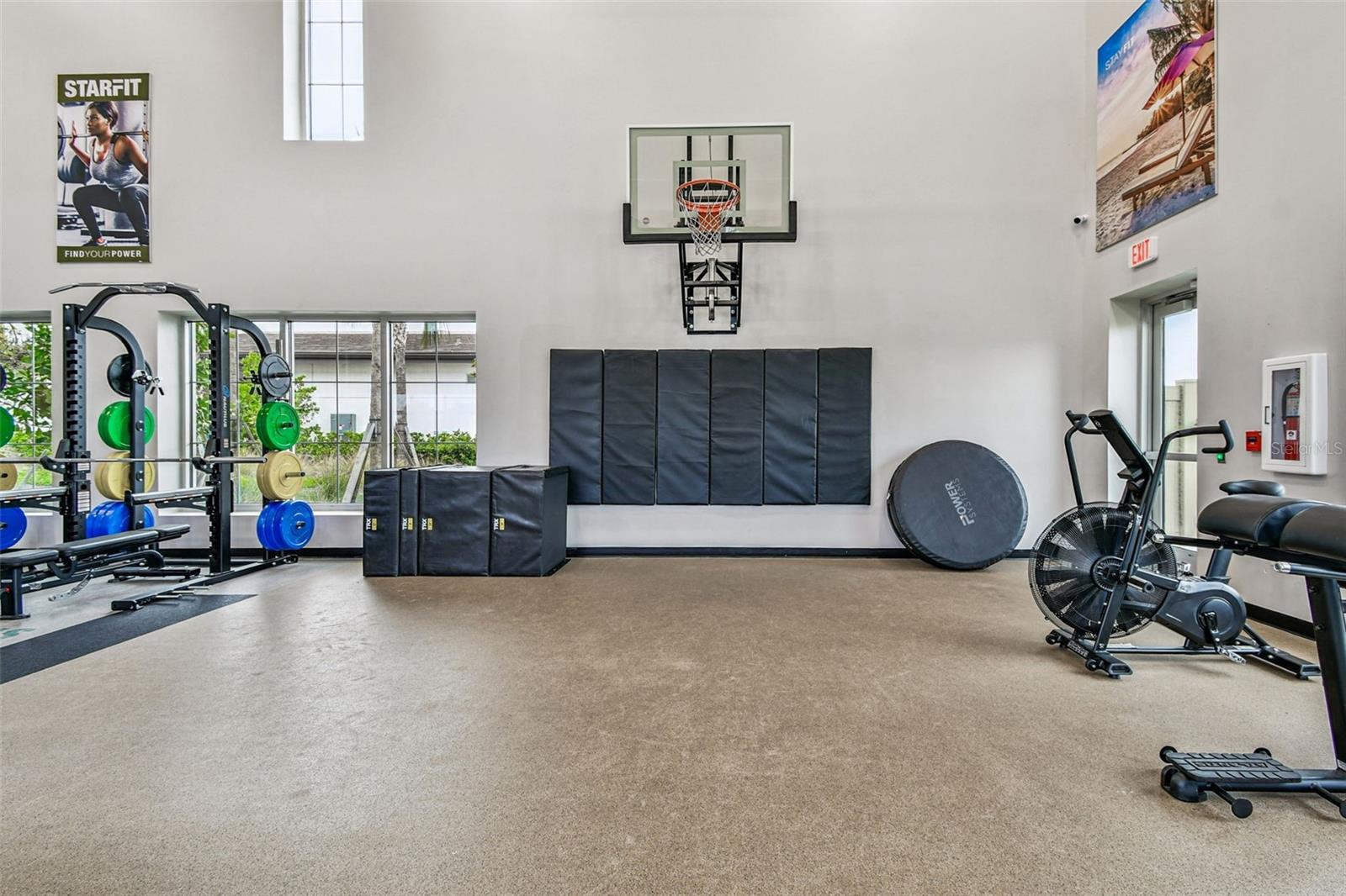 Image 67 of 82 For 17817 Pastureland Avenue