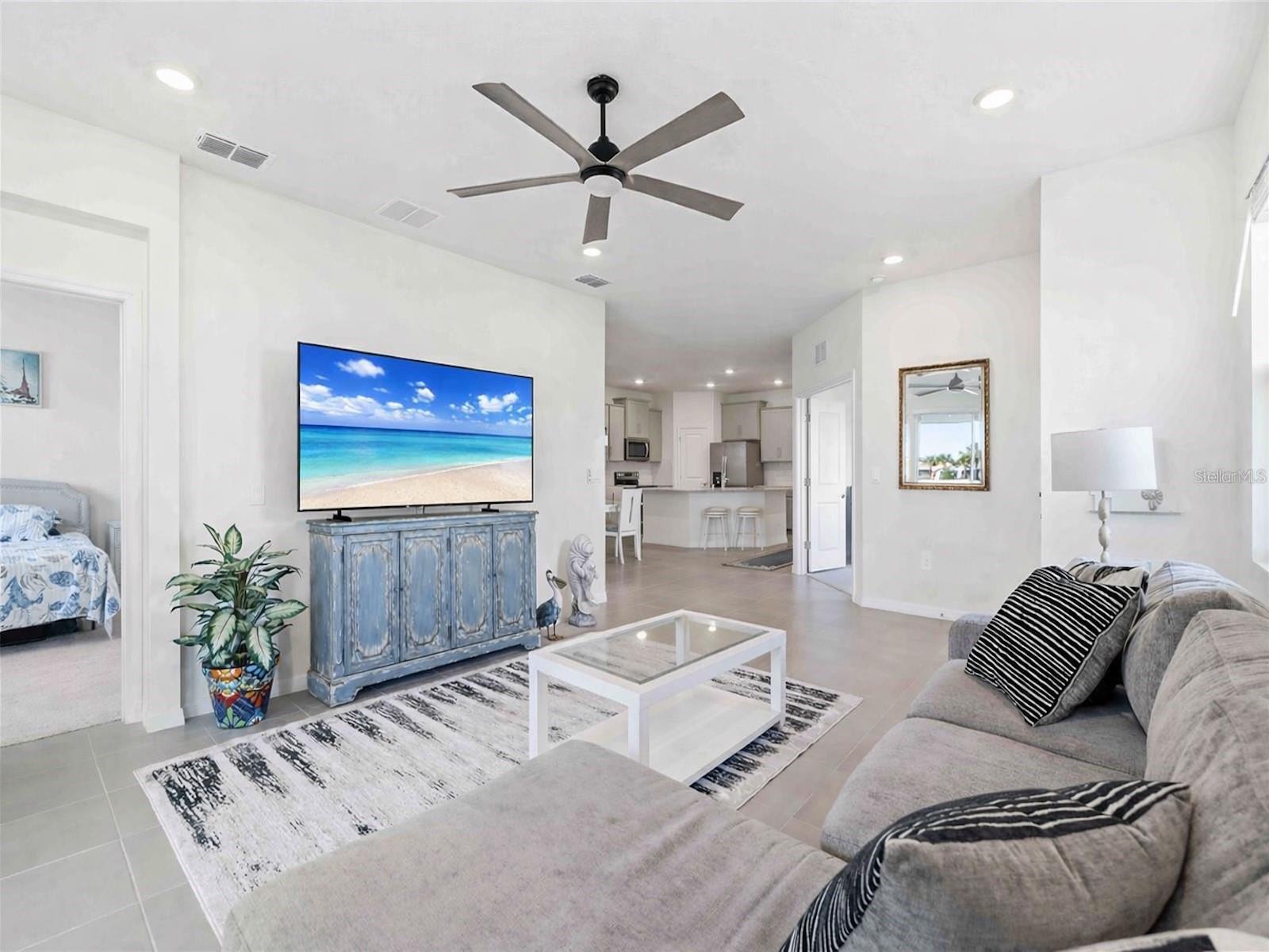 Image 9 of 82 For 17817 Pastureland Avenue