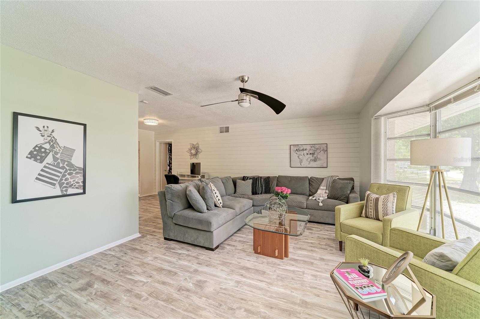 Image 10 of 51 For 3720 Allenwood Street