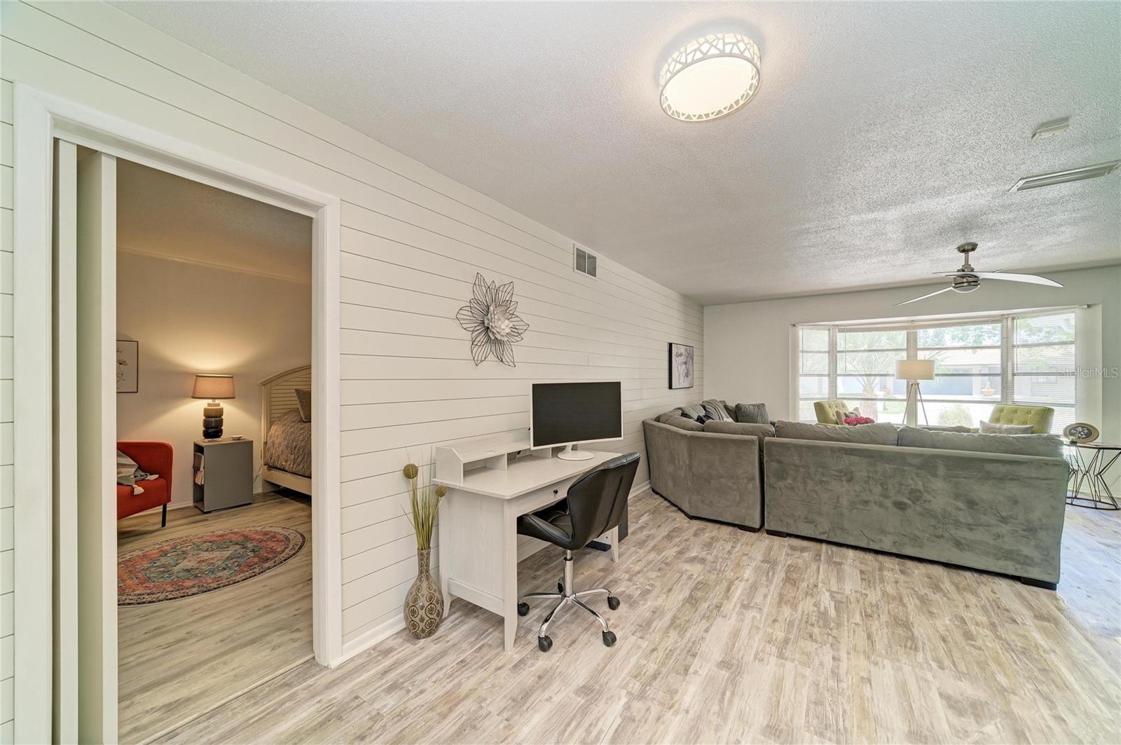 Image 14 of 51 For 3720 Allenwood Street